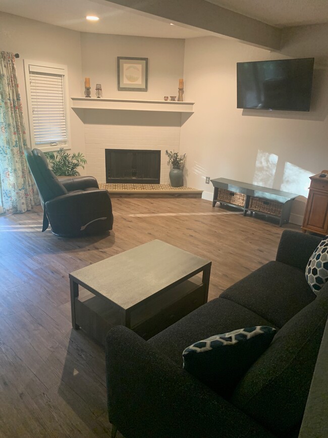 Living Room - 4703 Mills Dr