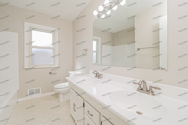 Building Photo - 6703 Appleton Ave