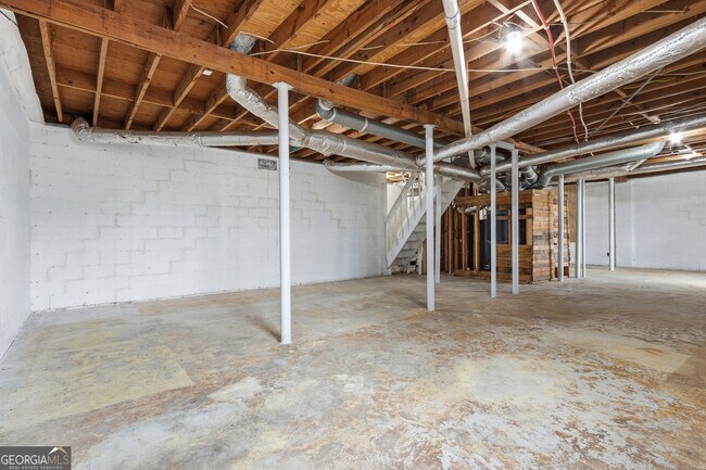 Building Photo - 1848 Winthrop Dr SE