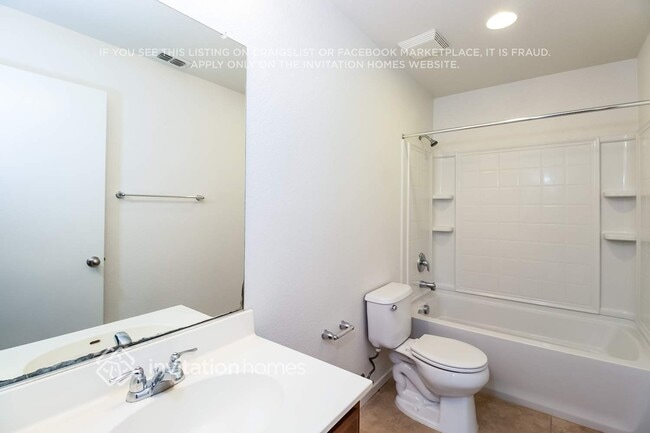 Building Photo - 382 Craftsman Dr