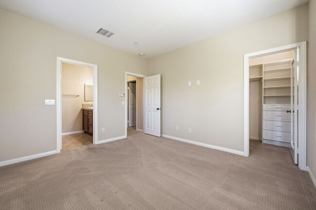 Building Photo - Turtle Ridge Corner Home with 2-Car Garage