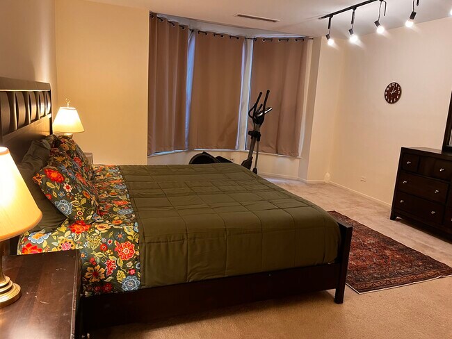 Building Photo - 431 S Dearborn St