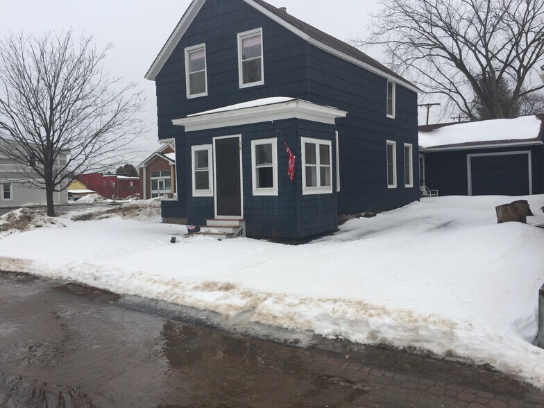 Primary Photo - 38 S Main Street