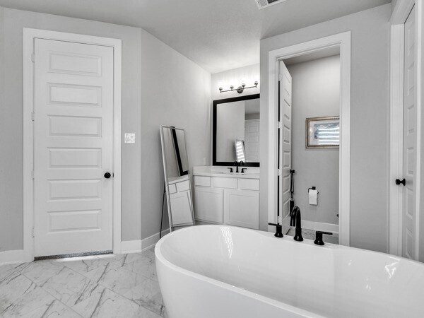 Building Photo - 30531 Bahia Oak Bnd