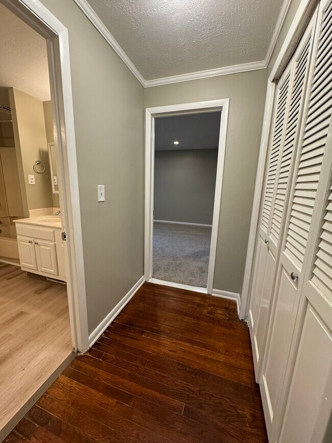 Building Photo - 3175 Karl Rd