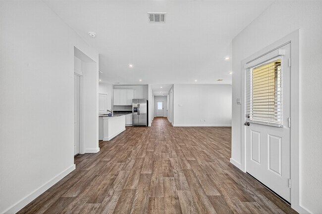 Building Photo - 4415 Russet Elm Ln