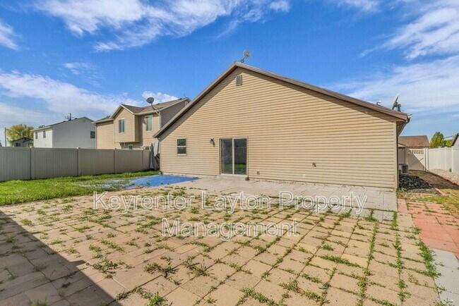 Building Photo - 138 Sam Gates Rd