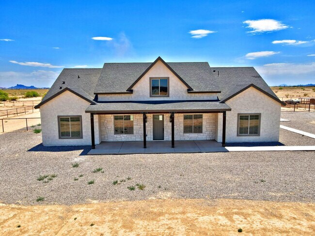 Building Photo - 2351 E Cana Ln