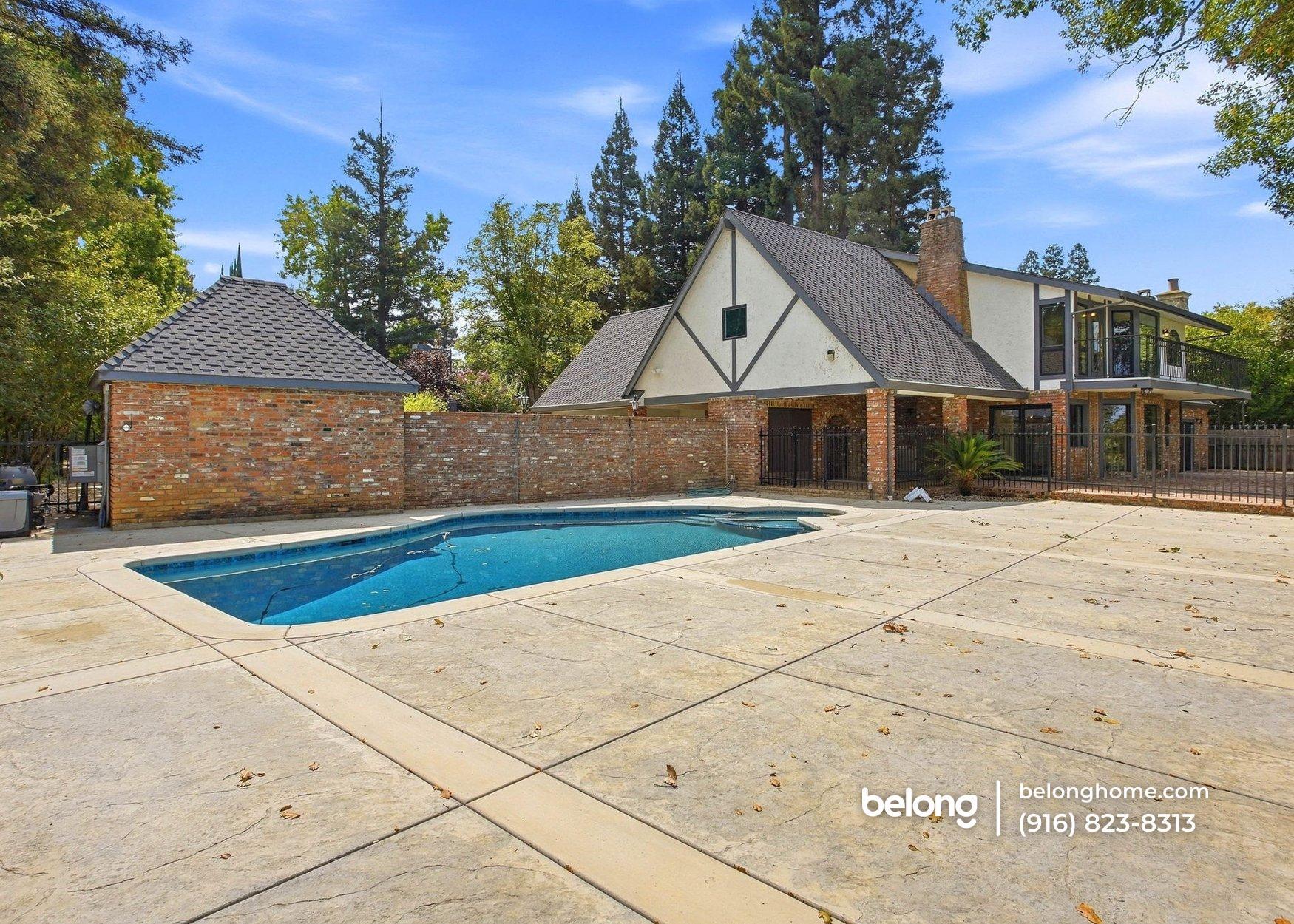 Building Photo - 9815 Mira Del Rio Dr