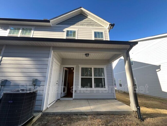 Building Photo - 2053 Lotus Dr