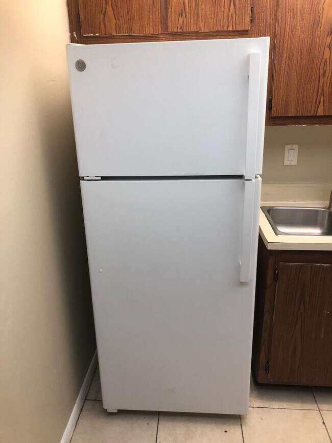 Building Photo - 1850 N Congress Ave