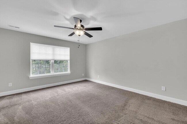 Building Photo - 4094 Inlet Lp