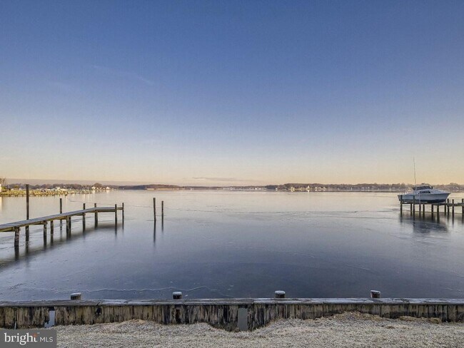 Building Photo - 2100 Rosalie Ave