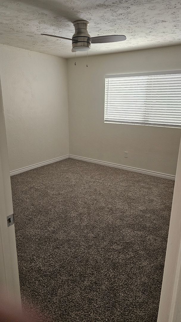 Building Photo - $3,000 - 2 Bed / 1 Bath Home in Fletcher H...