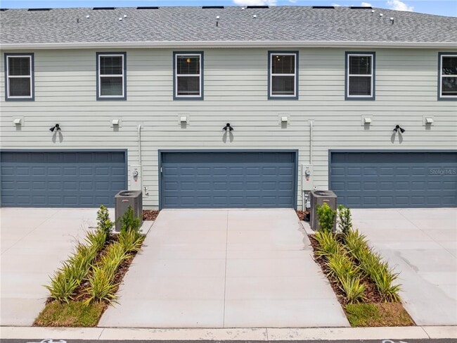 Building Photo - 11248 Blue Bay Dr