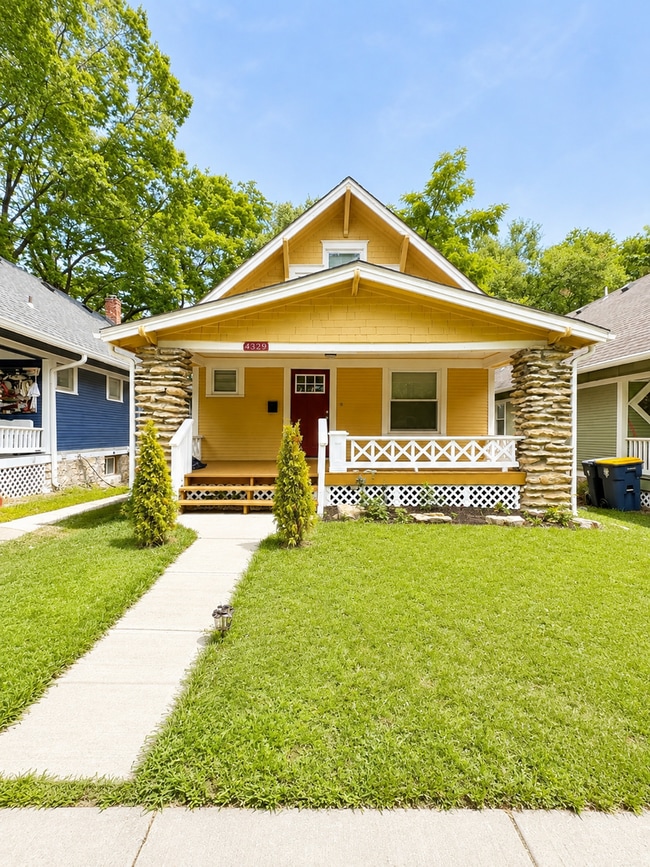 Building Photo - Character-Filled 3-Bedroom Home