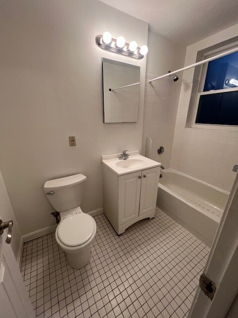 Building Photo - 111 Norway St