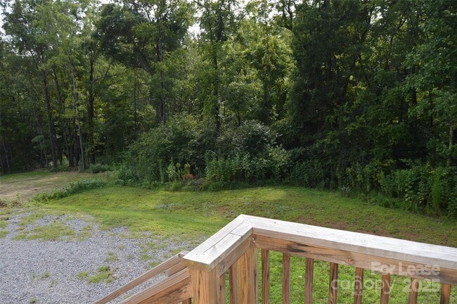 Building Photo - 132 Springfield Rd