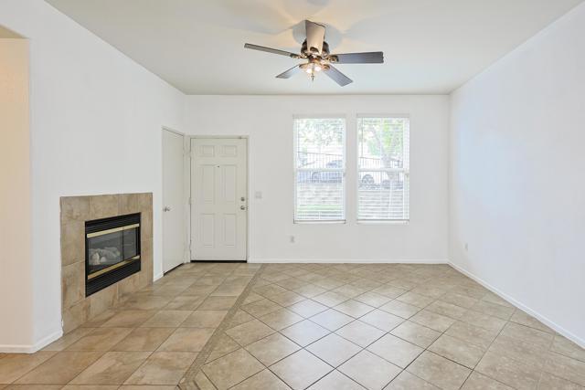Building Photo - 4477 Avenida Aquila