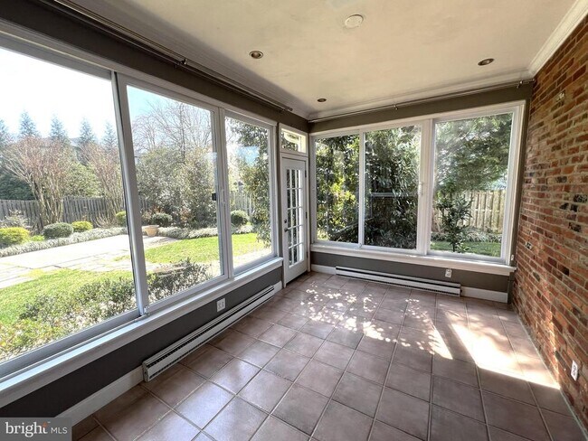 Building Photo - 1201 Allendale Rd