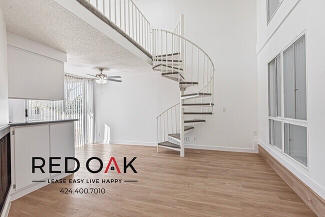 Building Photo - 8430 Cedros Ave