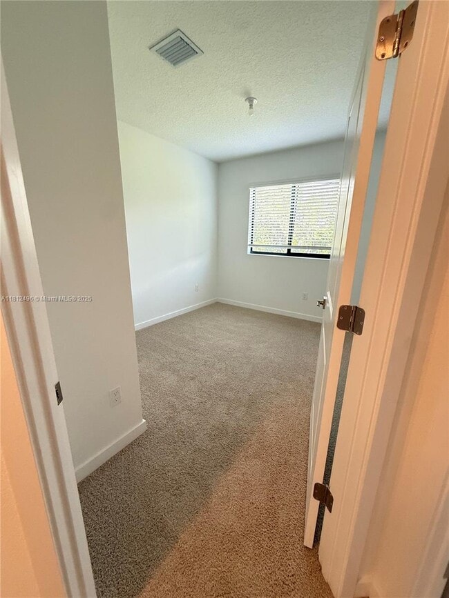 Building Photo - 5044 Gooseberry St