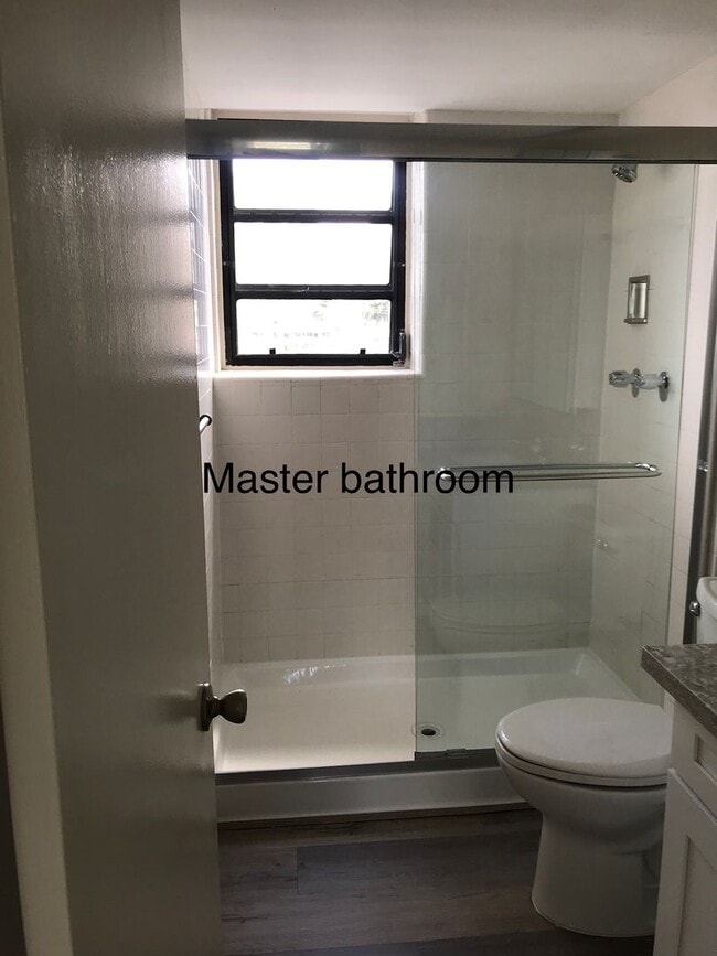 Building Photo - CORONET