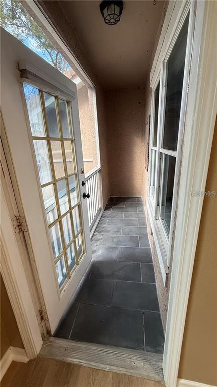 Building Photo - 10414 Villa View Cir