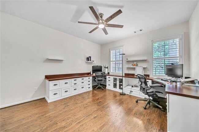 Building Photo - 3676 Brookhaven Manor Crossing NE