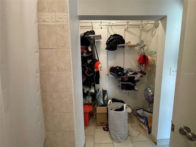 Building Photo - 2312 E 9th Ave