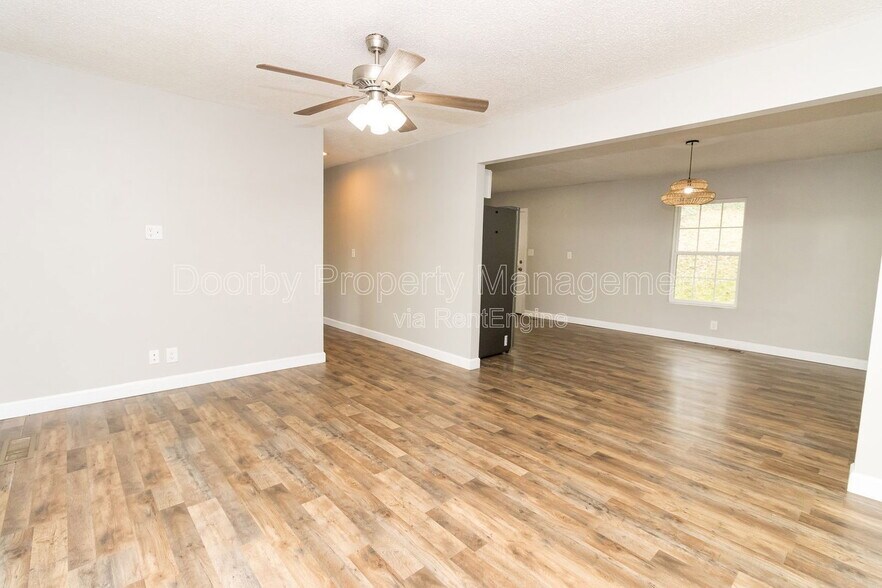 Building Photo - 3629 Thrushwood Dr