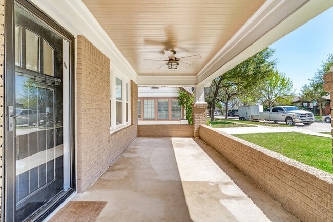 Building Photo - 3728 Bunting Ave