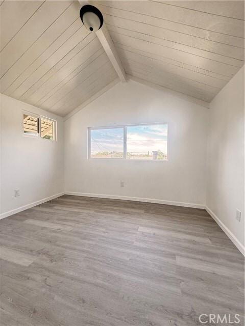 Building Photo - 328 S 6th St