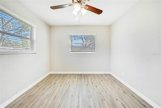 Building Photo - 5027 Kempston Dr