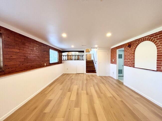Building Photo - 11277 E Custer Pl