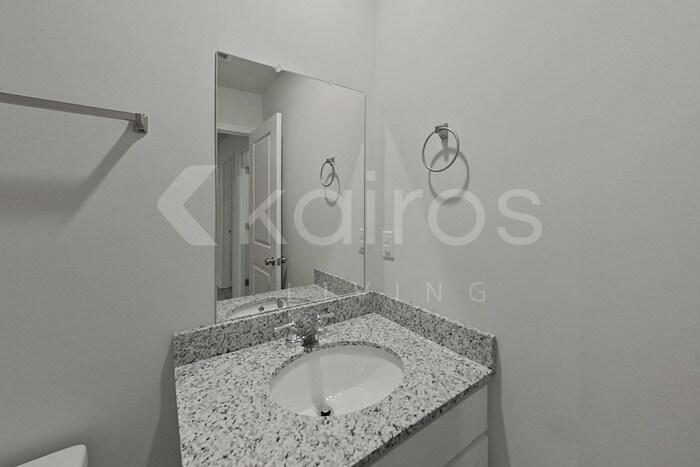 Building Photo - 312 Ironwood Ct