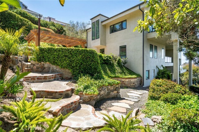 Building Photo - 790 Hermosa Way