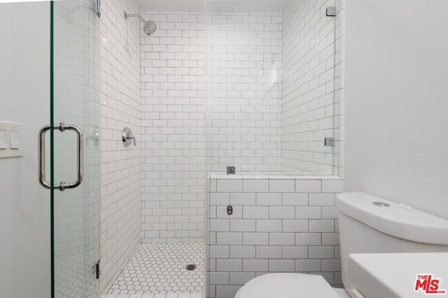 Building Photo - 3933 Marathon St