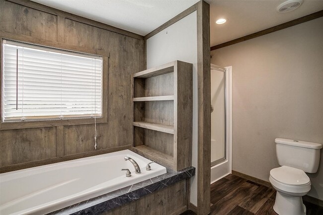 Building Photo - 338 Victory Ln