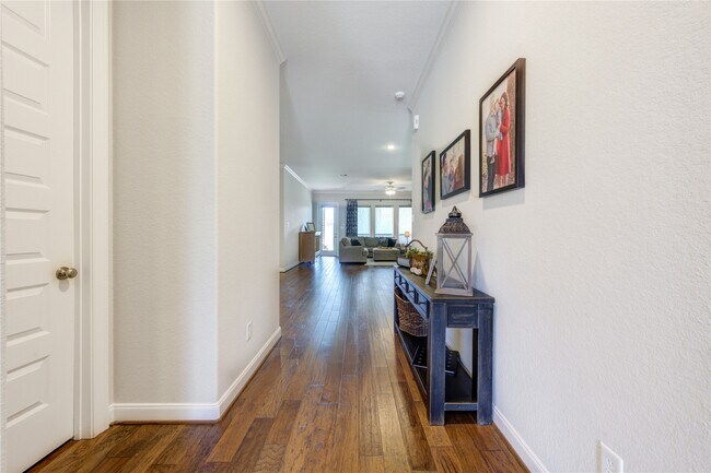 Building Photo - 24807 Pleasant Shores Ct
