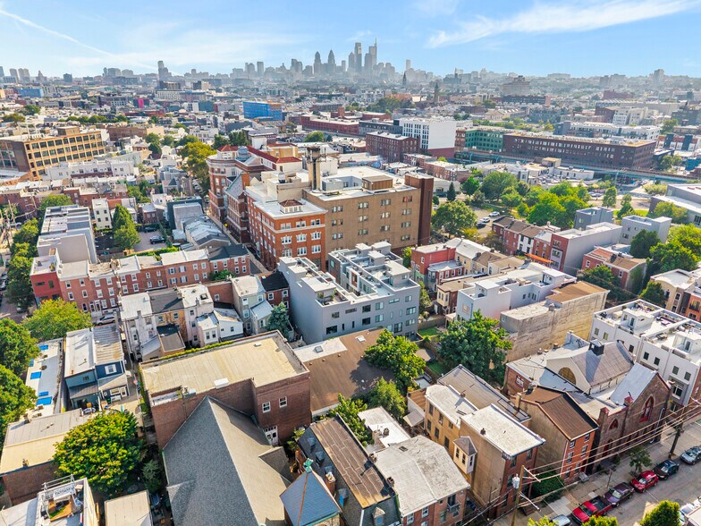 Aerial View - 1649 E Eyre St