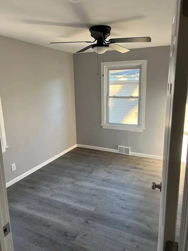 Building Photo - 16901 Orchard Ridge Ave