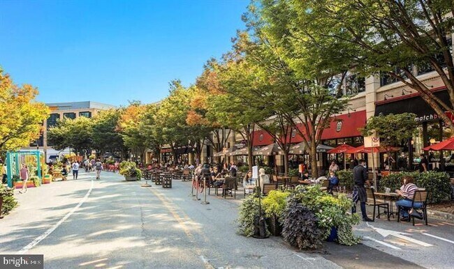 Building Photo - 4242 East-West Hwy