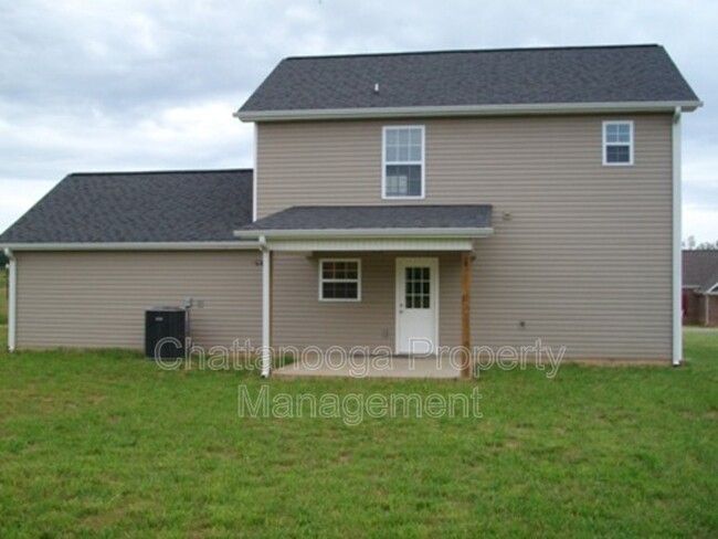 Building Photo - 28 Dove Dr