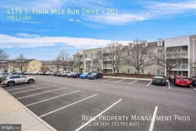 Building Photo - 4179 S Four Mile Run Dr