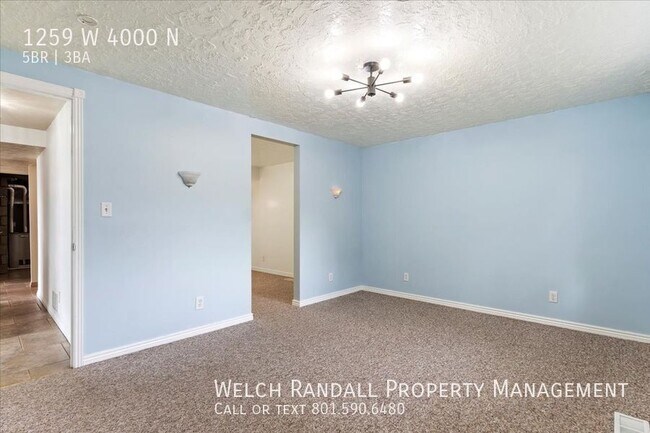 Building Photo - 1259 4000 N St