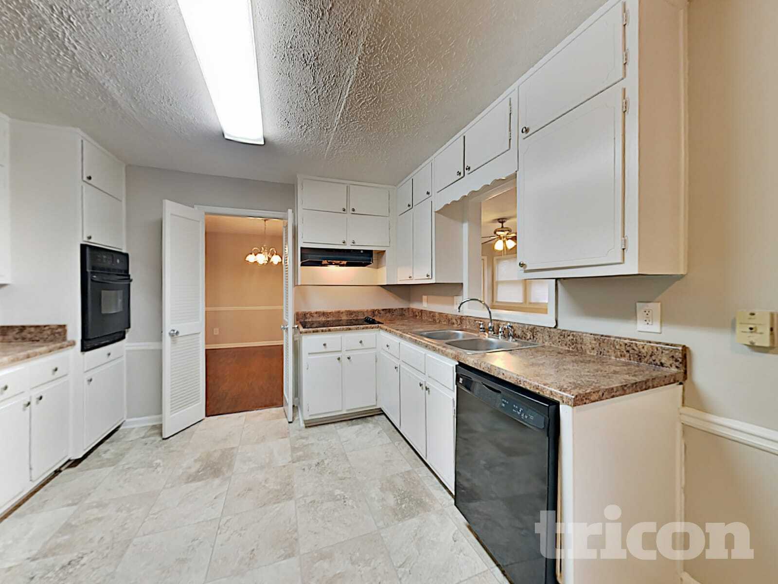 Building Photo - 4262 Rue St Michel