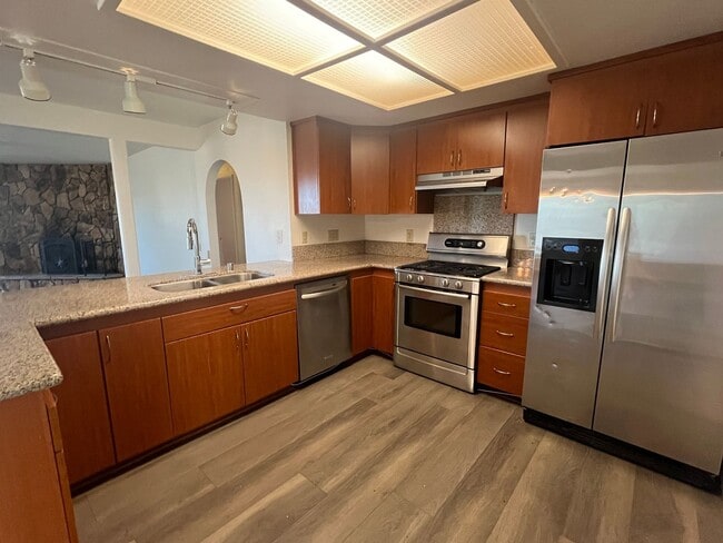 Building Photo - Spacious 3 Bedroom, 2 Bath Home for rent