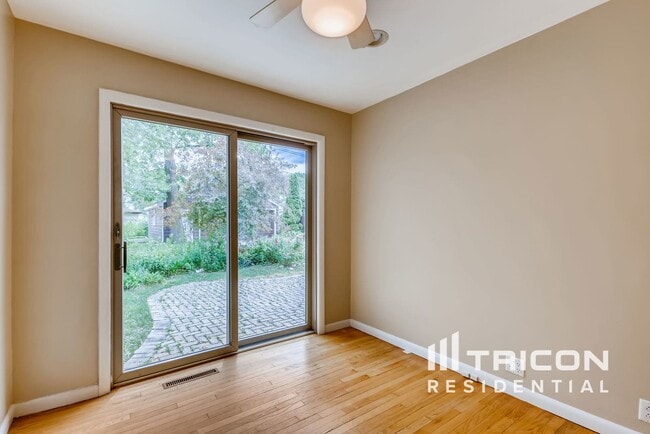 Building Photo - 2629 Fontana Dr