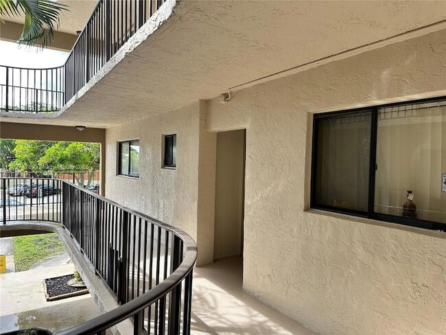Primary Photo - 8045 SW 107th Ave